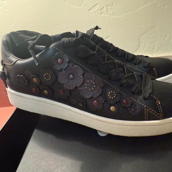 Coach Black Tea Rose Sneakers - Picture 5 of 10